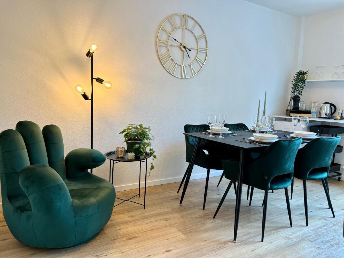 Design Apartment Mit Balkon - Kueche - Netflix Essen Exteriör bild
