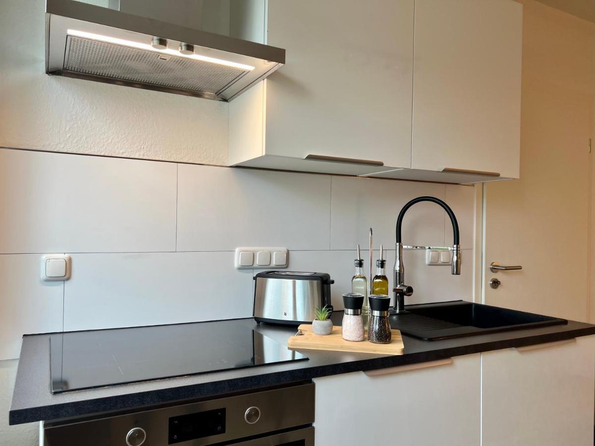 Design Apartment Mit Balkon - Kueche - Netflix Essen Exteriör bild