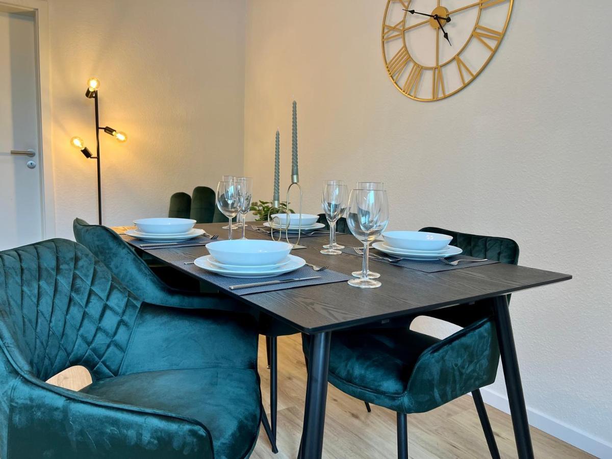 Design Apartment Mit Balkon - Kueche - Netflix Essen Exteriör bild